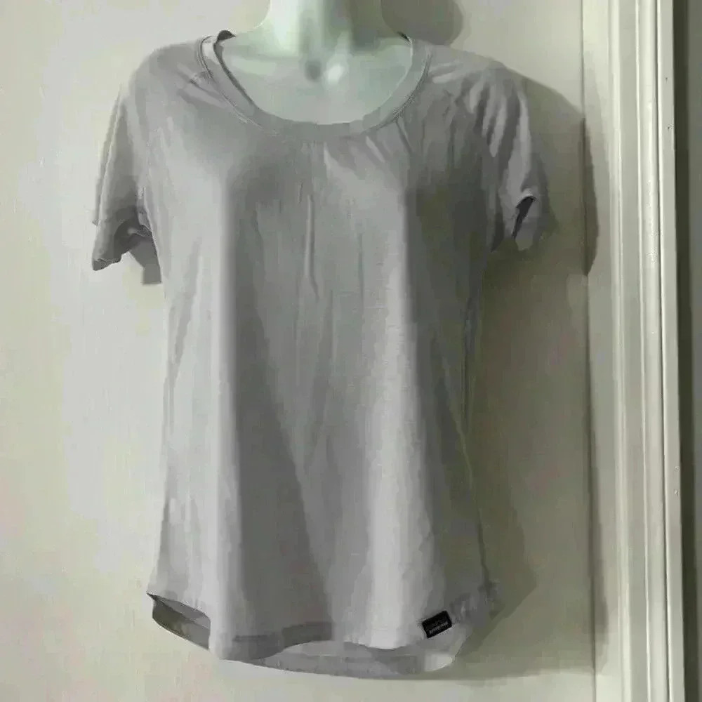 Patagonia women shirt